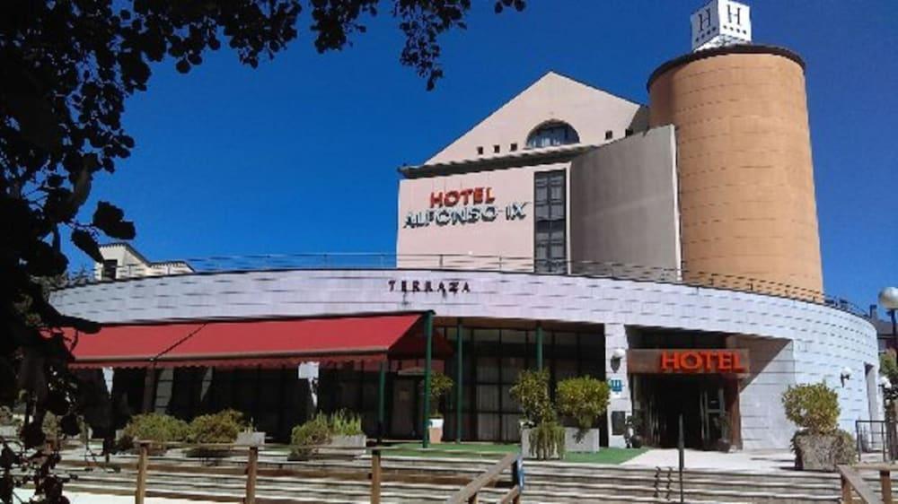 Alfonso Ix Hotel