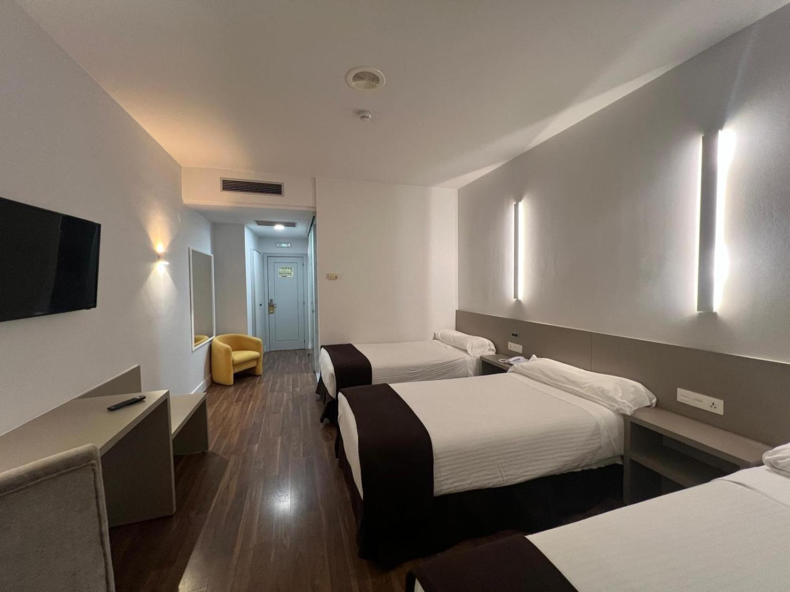 Alfonso Ix Hotel 4*
