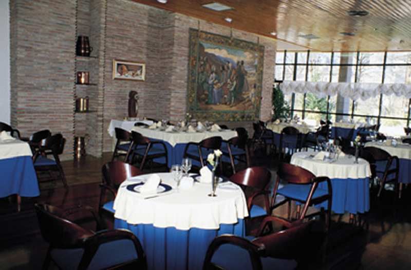 Alfonso Ix Hotel 4*